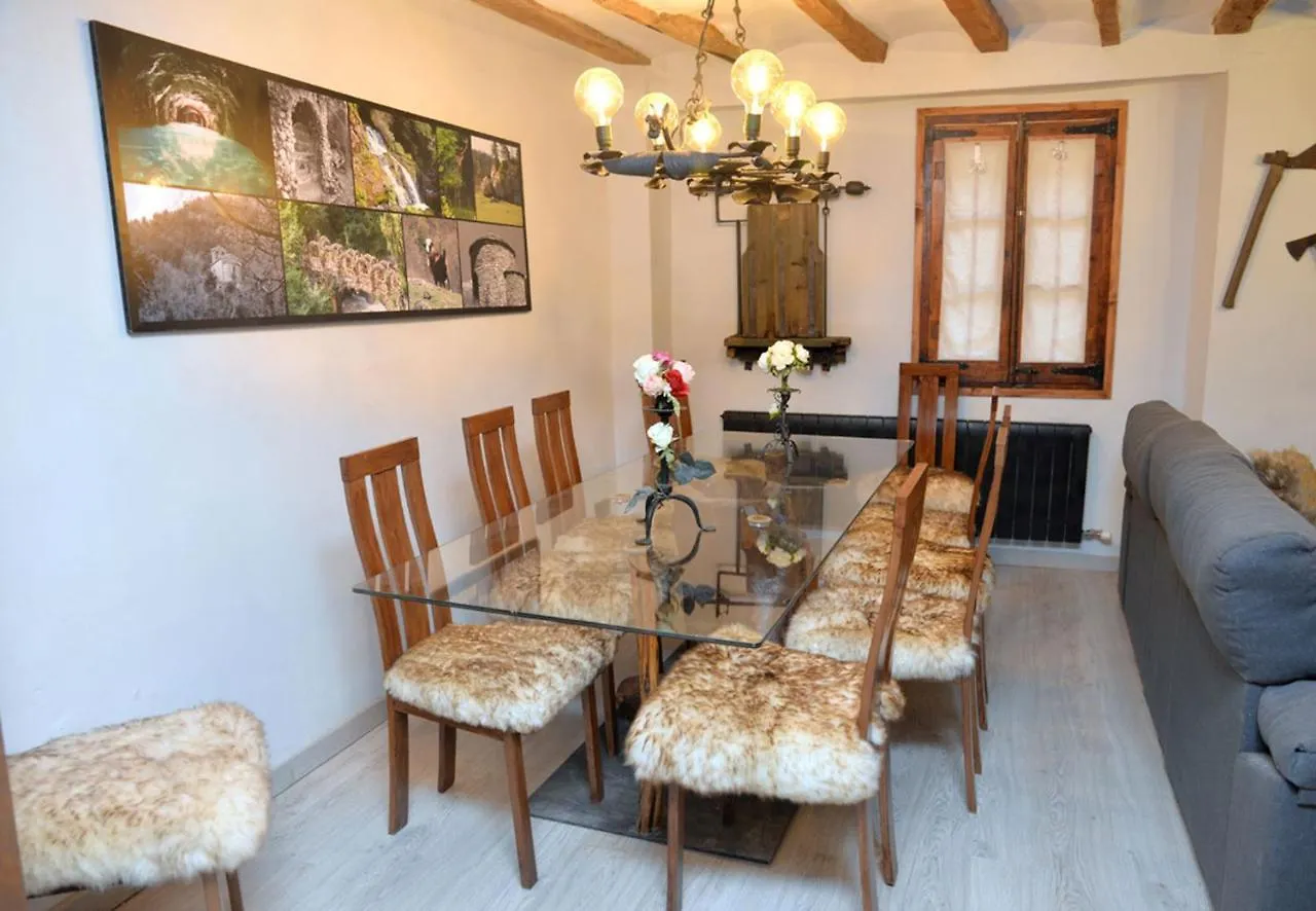 Apartamento Tríplex Rústico-Moderno hasta 18 plazas - Pobla de Lillet La Pobla de Lillet